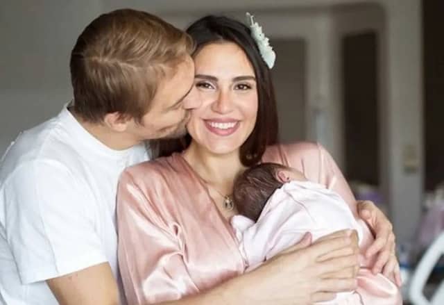 Mihran Ela Erkin Biyografisi foto galeri 1