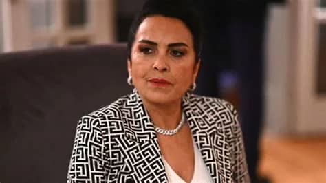 Mualla Sabancı Biyografisi foto galeri 3