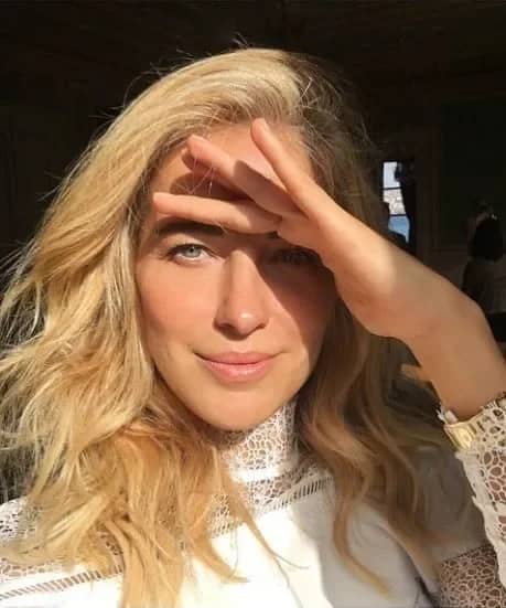 Müge Esmersoy Biyografisi foto galeri 4