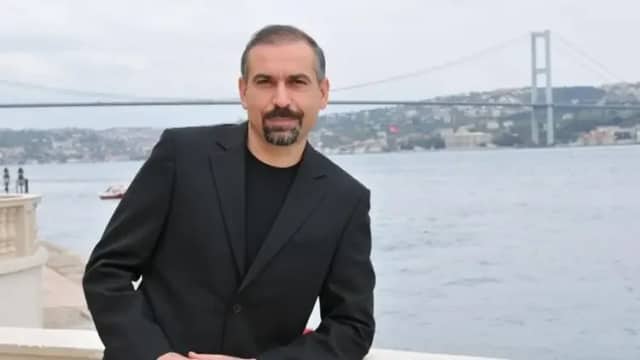 Mustafa Erdoğan Biyografisi foto galeri 3
