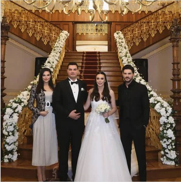 Nil Sayışman Biyografisi foto galeri 1
