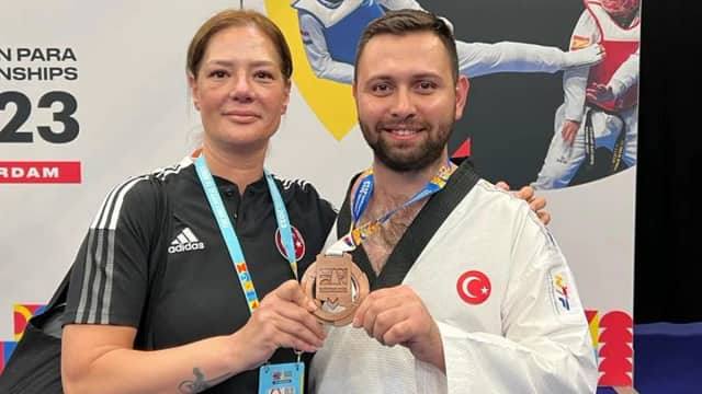 Oktay Atalay Biyografisi foto galeri 2