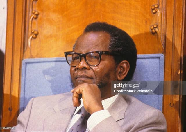 Oliver Tembo Biyografisi foto galeri 3