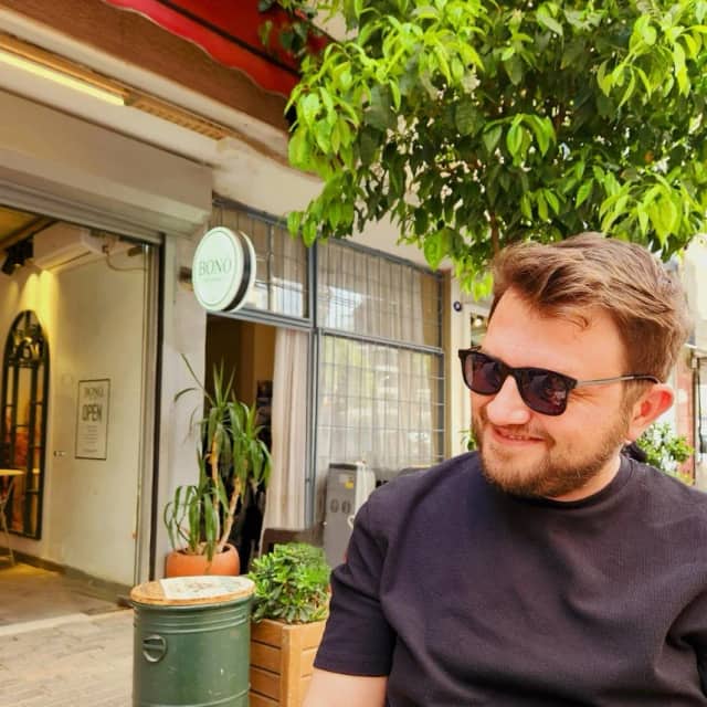 Önder Vardiş Biyografisi foto galeri 2