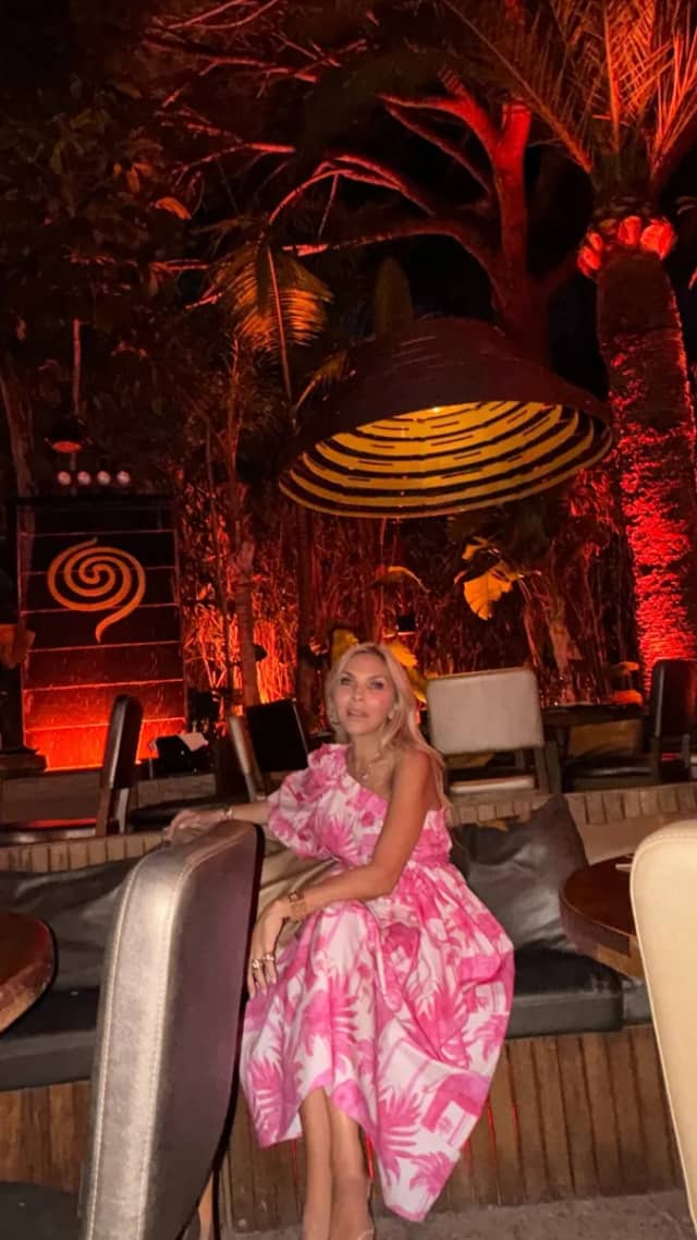 Pembe Sabancı Biyografisi foto galeri 3