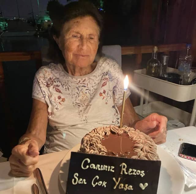 Rezzan Kayalı Biyografisi foto galeri 2