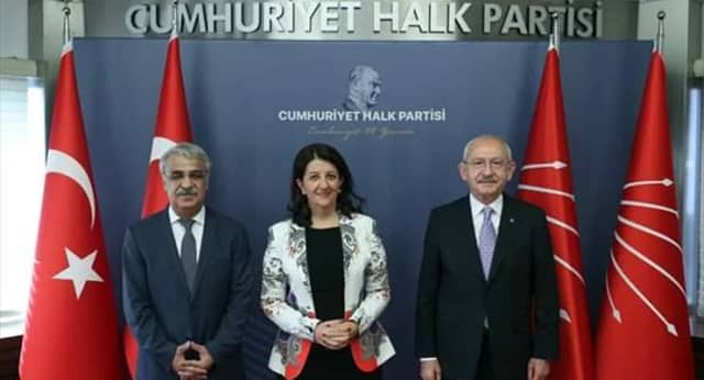 Saadet Kılıçdaroğlu Biyografisi foto galeri 1
