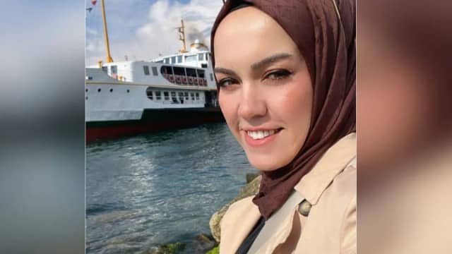 Saliha Şanal Biyografisi foto galeri 2