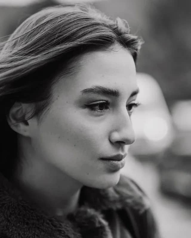 Saliha Şanal Biyografisi foto galeri 4