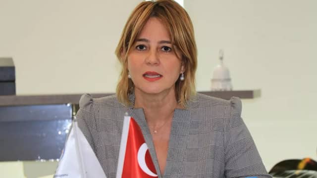 Sanem Oktar Biyografisi foto galeri 4