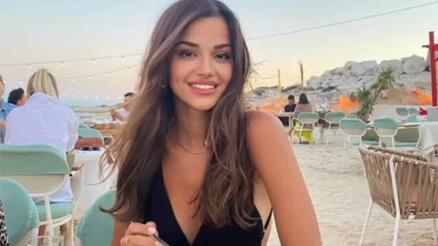 Selin Yağcıoğlu Biyografisi foto galeri 4