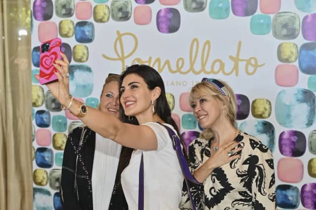 Sibel İdil Kerimoğlu Biyografisi foto galeri 3
