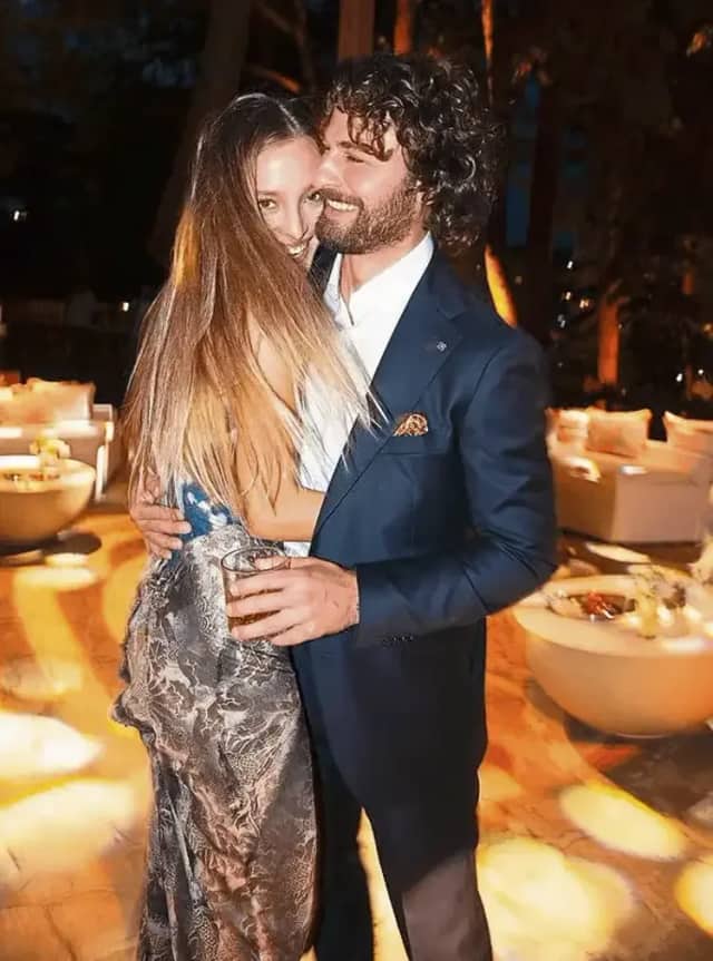Sinem Gürkaynak Biyografisi foto galeri 4