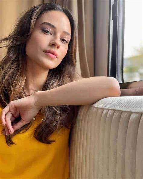 Sude Zülal Güler Biyografisi foto galeri 2