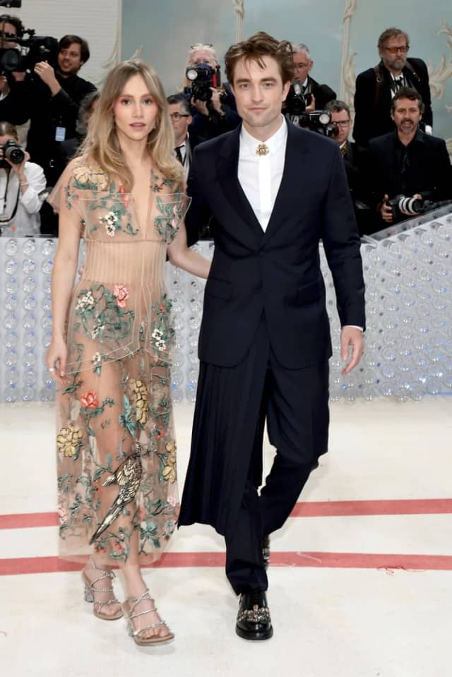 Suki Waterhouse Biyografisi foto galeri 3