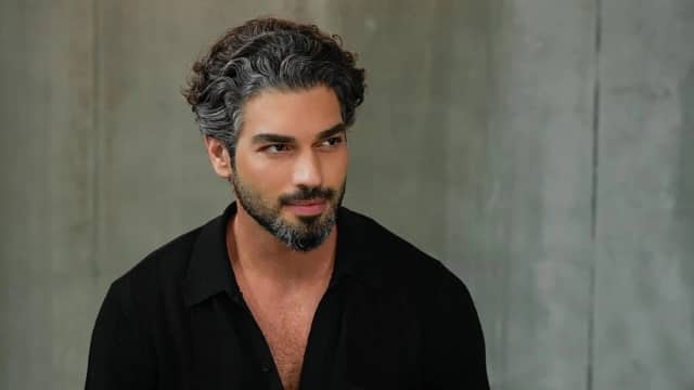 Şükrü Özyıldız Biyografisi foto galeri 2