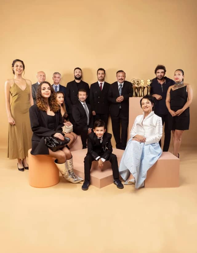 Tahara Reghay Biyografisi foto galeri 2