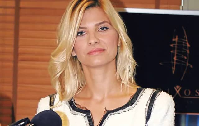 Tuğba Coşkun Biyografisi foto galeri 3