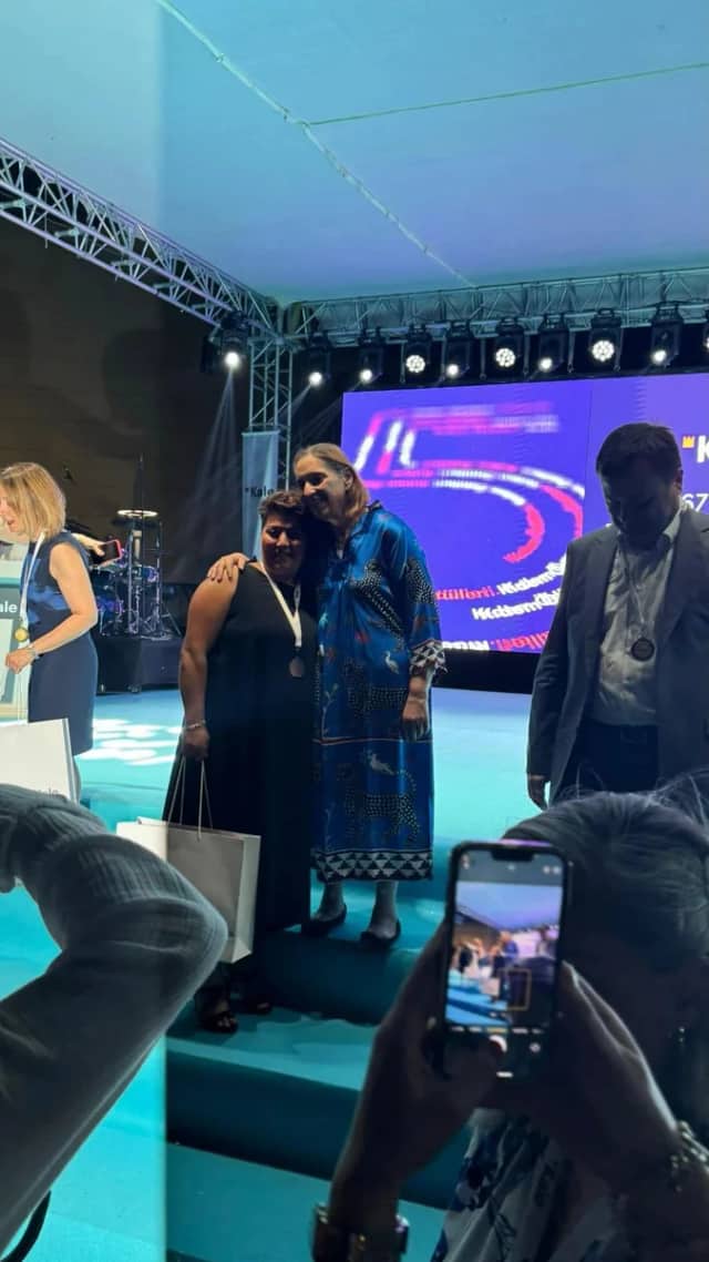 Tülay Koçak Biyografisi foto galeri 1