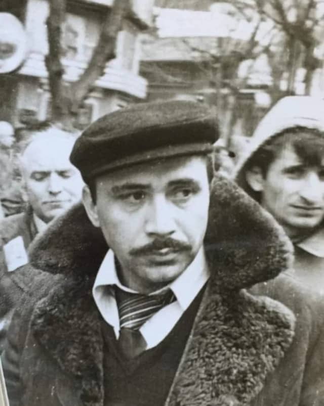 Tuncay Kıratlı Biyografisi foto galeri 1