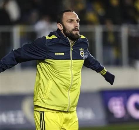 Vedat Öztarhan Biyografisi foto galeri 3