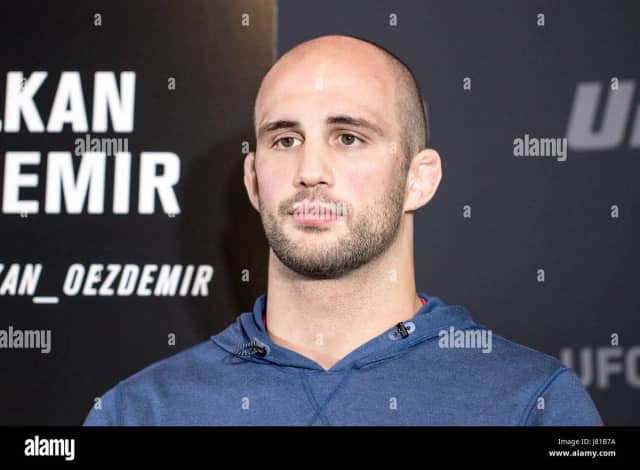 Volkan Özdemir Biyografisi foto galeri 3