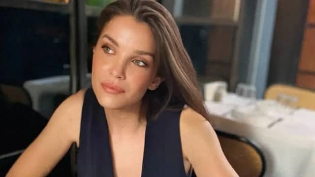 Yaren Güldiken Biyografisi foto galeri 3