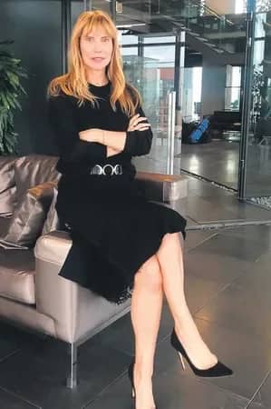 Yasemin Germiyanlıgil Biyografisi foto galeri 2