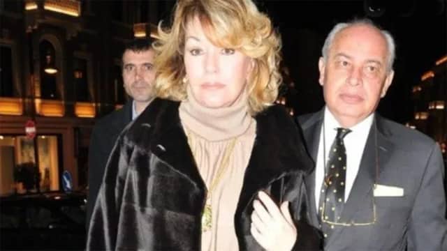 Yasemin Kamhi Biyografisi foto galeri 3