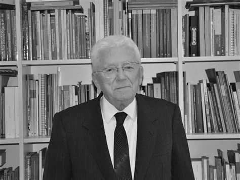 Yaz Ayda Erdem Biyografisi foto galeri 2