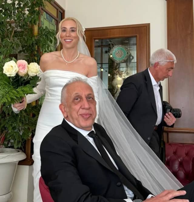 Zeynep Fıratoğlu Biyografisi foto galeri 4