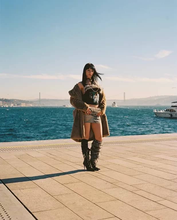 Zeynep Sude Şükür Biyografisi foto galeri 1