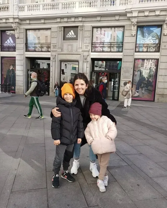 Ayla Selin Gökbakar Biyografisi
