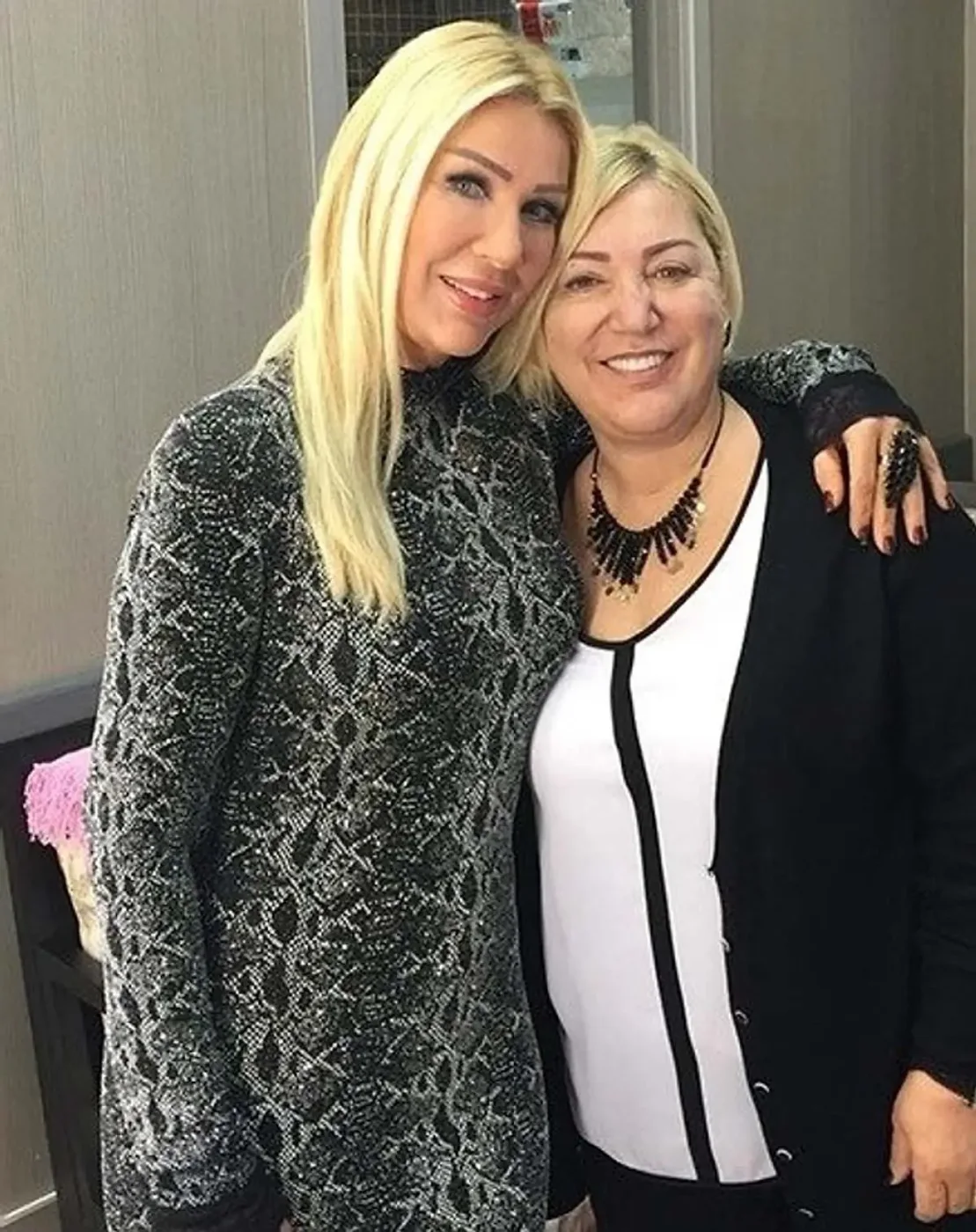 Ayşe Ak Gürsaçar Biyografisi